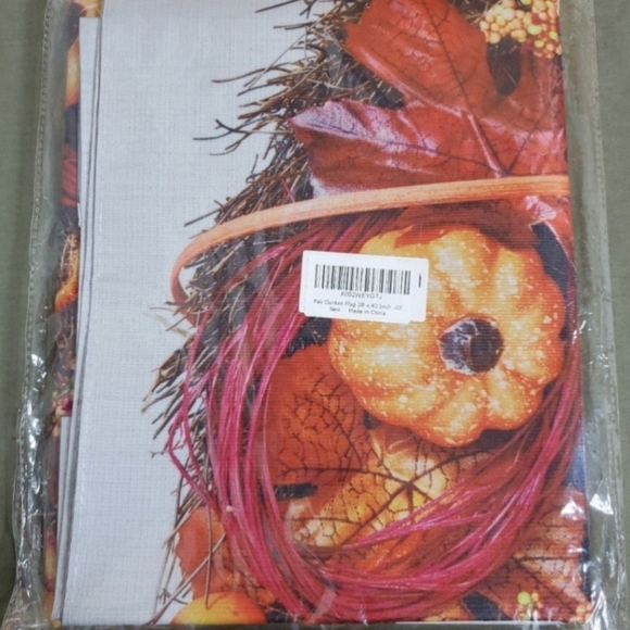 NEW Rustic Look Fall/Autumn Large Outdoor "Welcome" Flag w/wreath design - Picture 8 of 11